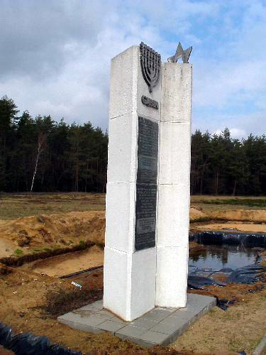 Monument to the Jews who were killed at Chelmno (Photo credit: Alan Collins)