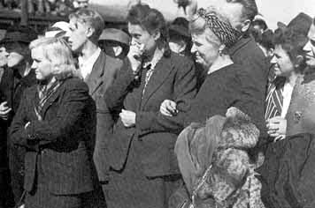 Weimar residents who were forced to look at the bodies of Jews at Buchenwald
